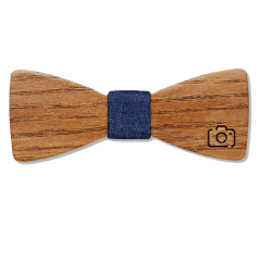 Holzfliege mit Gravur Kamera – ideal für Fotografie-Liebhaber
